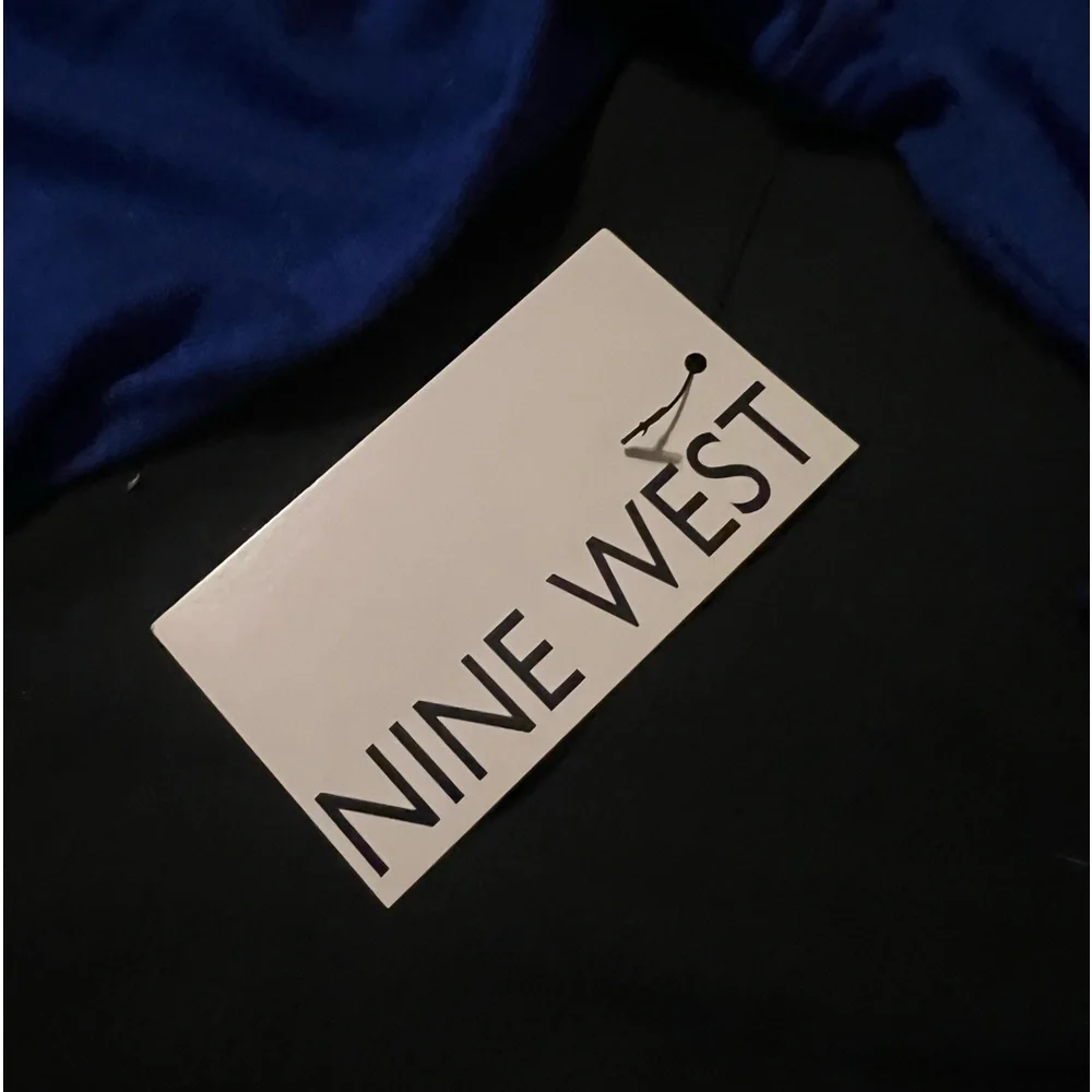 Blue Top - Picture 2 of 3